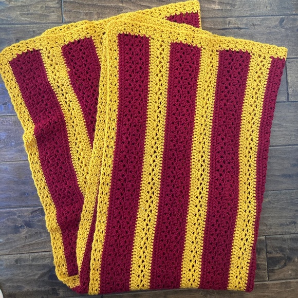 Vintage Handmade Crochet Red/Yellow Striped 69x42 Throw Blanket USC Kansas City - Picture 1 of 7